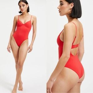 GOOD AMERICAN Poppy Red Showoff Swimsuit One Piece